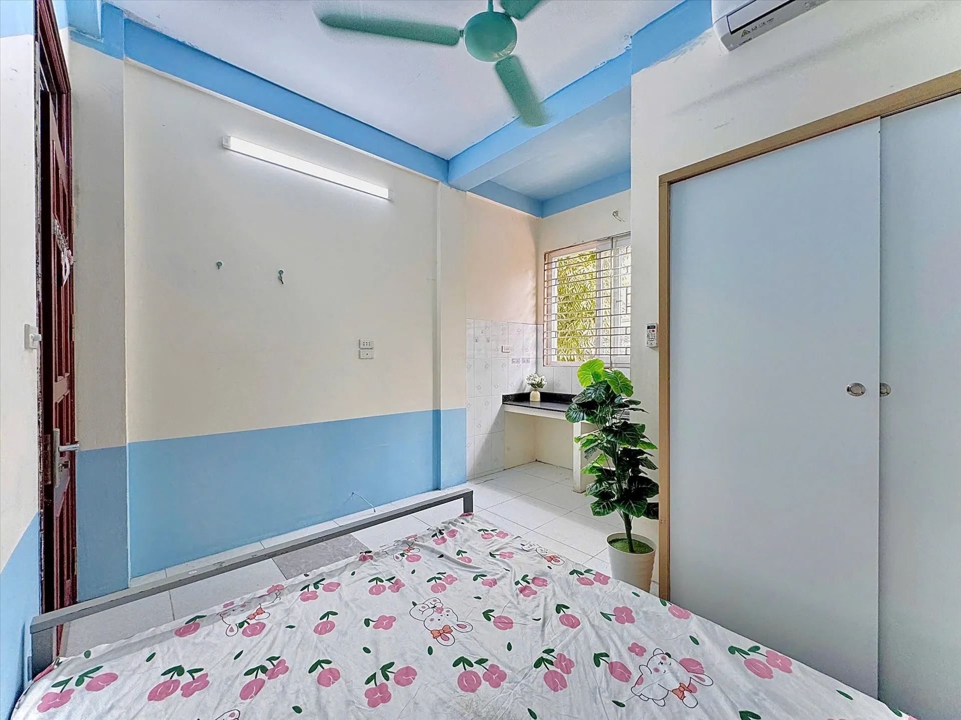 Gallery image 4