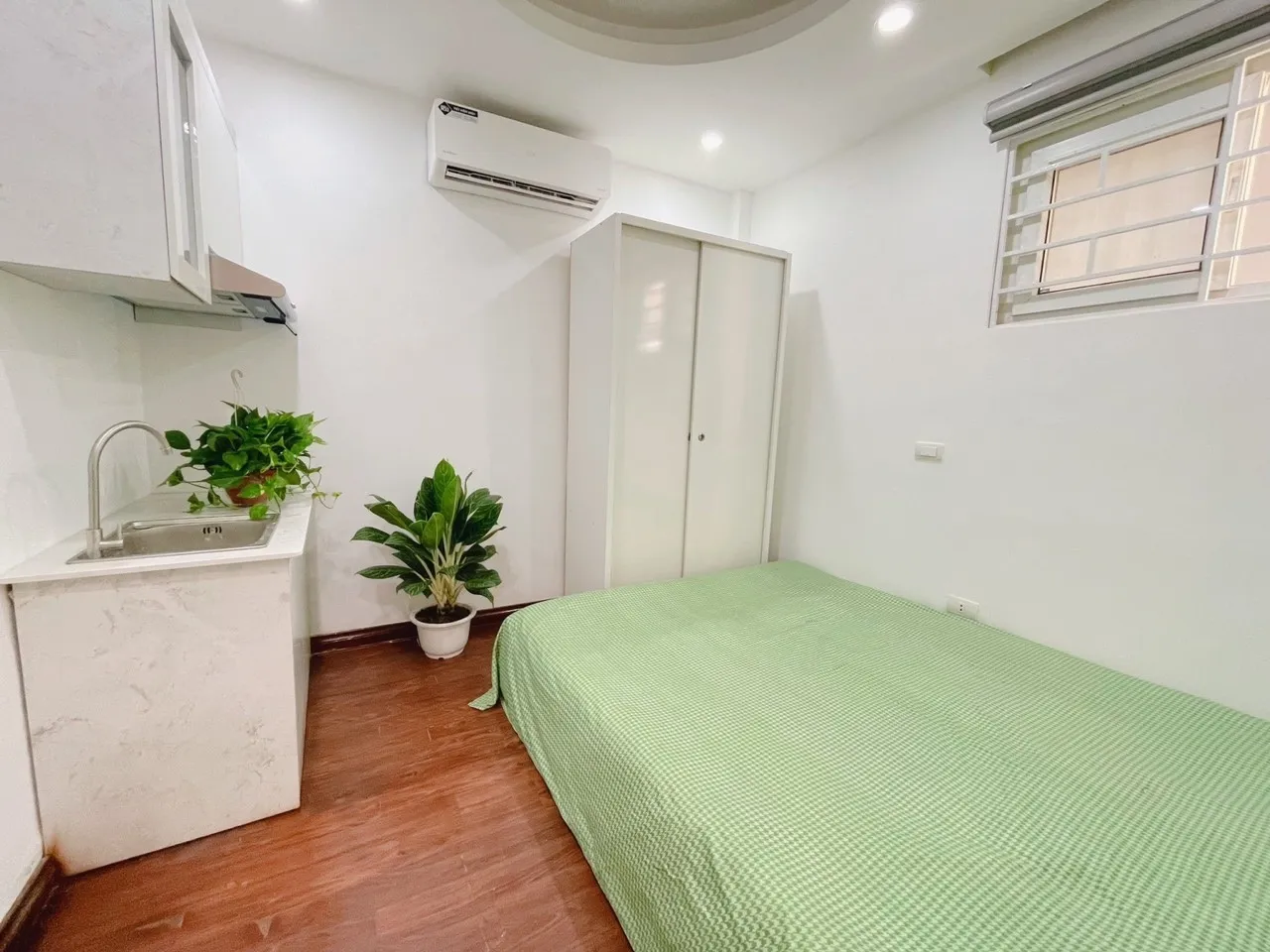 Gallery image 4