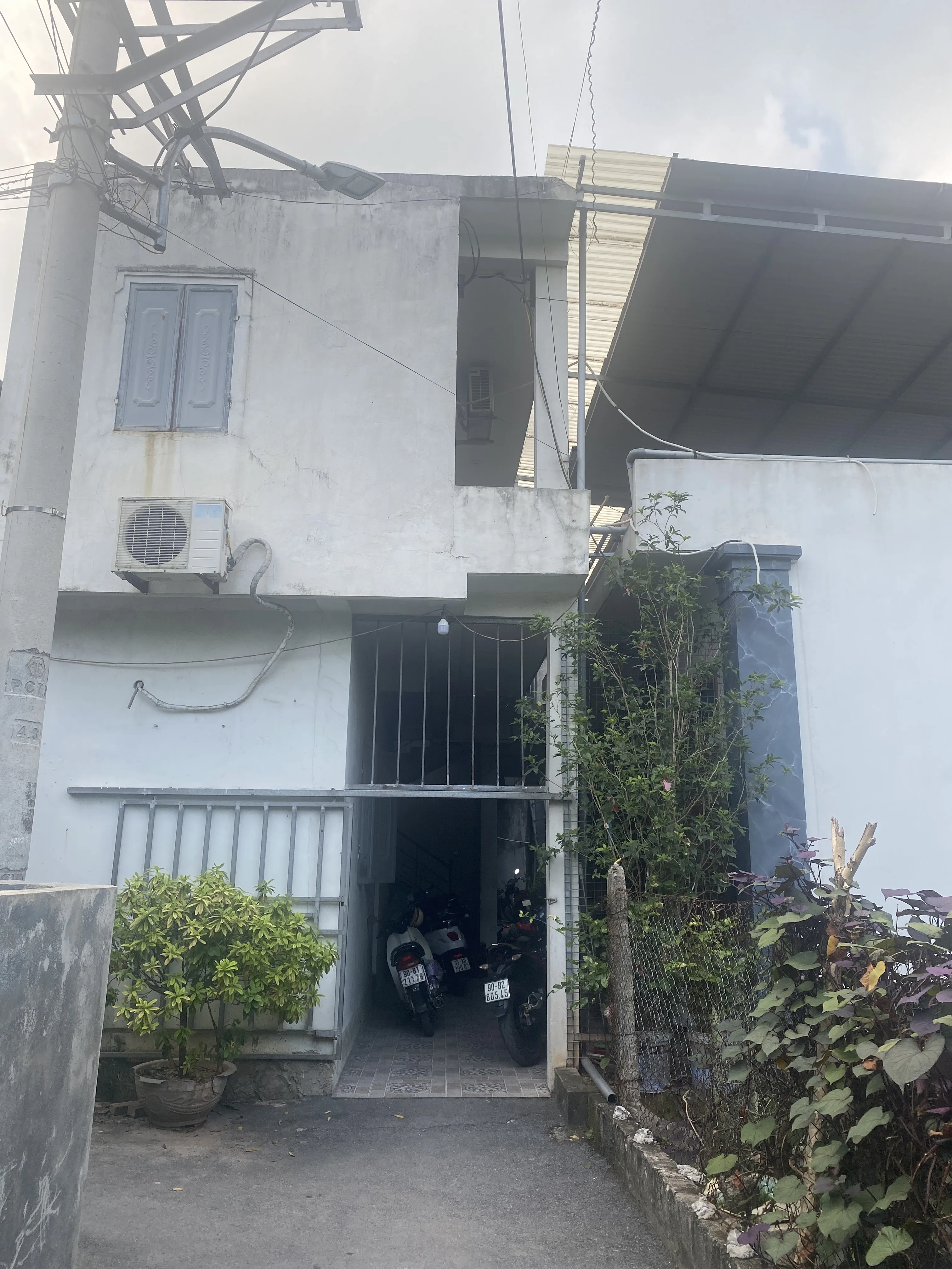 Nhà trọ Nguyễn Bá Hoài